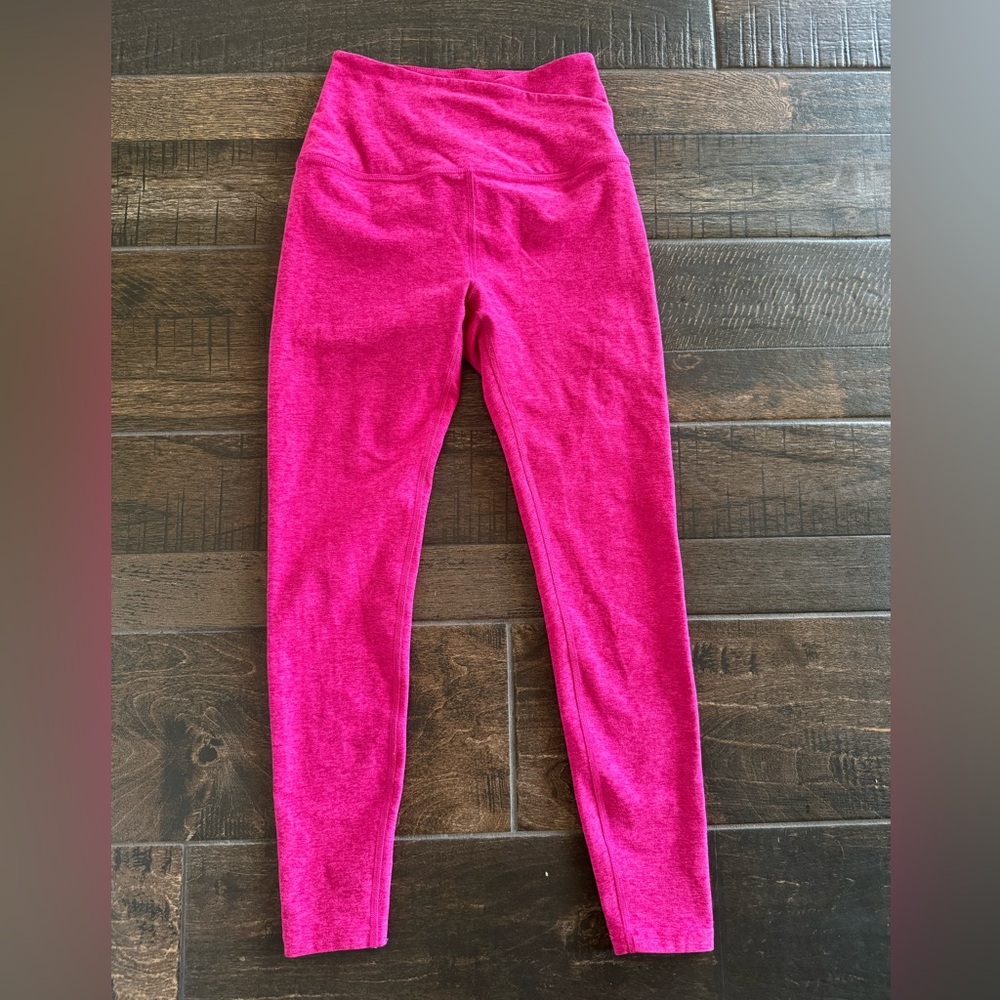 Beyond Yoga Vibrant Pink Leggings